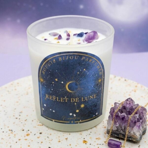 Bougie bijou parfumée Reflet de Lune - pouvoir des pierres naturelles - Fait Main - Niõ par N'importe où Bougie bijou parfumée Reflet de Lune - pouvoir des pierres naturelles - Fait Main - Niõ par N'importe où