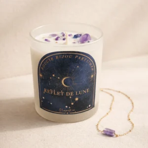 Bougie bijou artisanale Reflet de Lune, design minimaliste et parfum poudré discret.