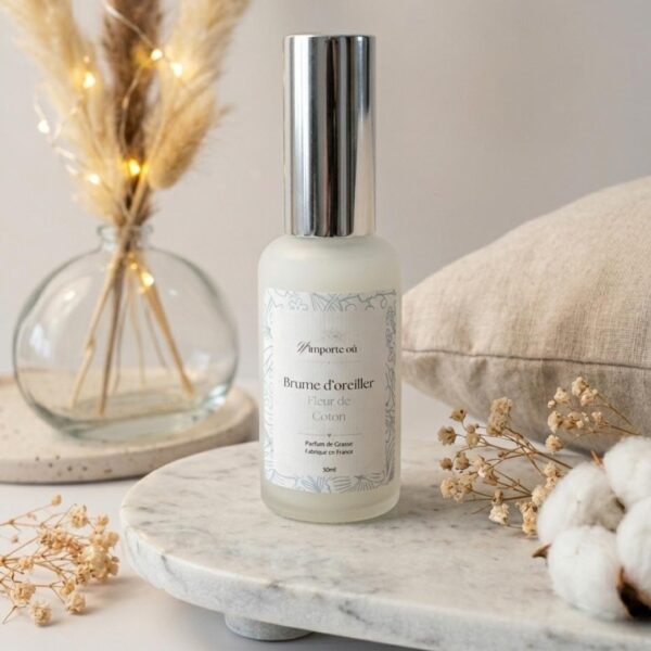 Brume d’oreiller Fleur de Coton - Brume de sommeil douce et apaisante - Niõ par N'importe où Brume d’oreiller Fleur de Coton - Brume de sommeil douce et apaisante - Niõ par N'importe où