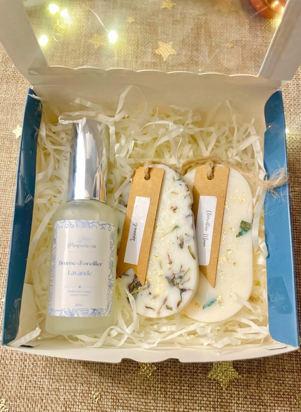 coffret découverte cocon parfumé avec brume d’oreiller parfumée et suspension d'armoire