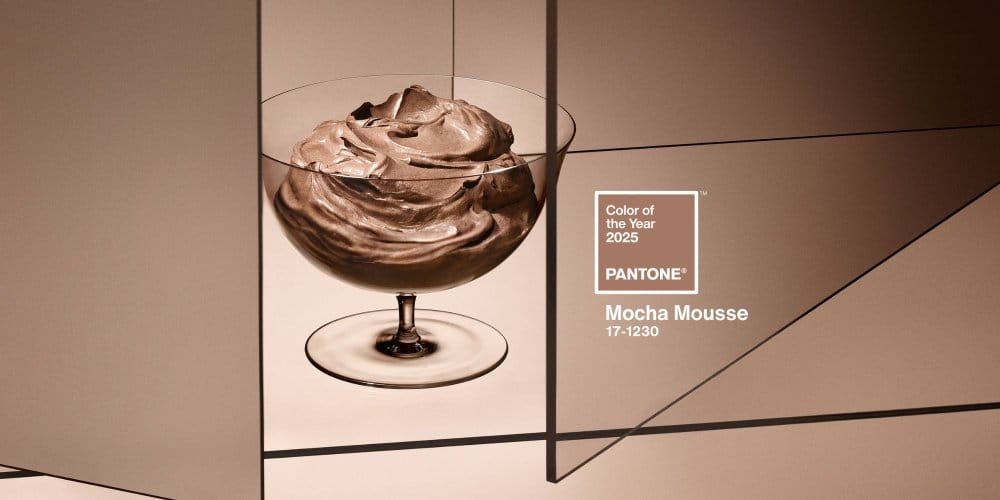 mocha mousse couleur pantone 2025
