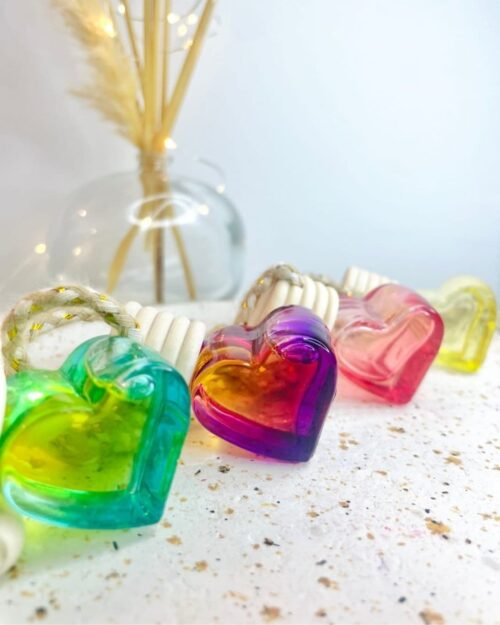 Parfum de voiture - Diffuseurs artisanaux de parfum pour la voiture - Niõ Parfum de voiture - Diffuseurs artisanaux de parfum pour la voiture - Niõ
