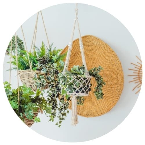 Suspensions en macramé pour la décoration intérieure biophilique