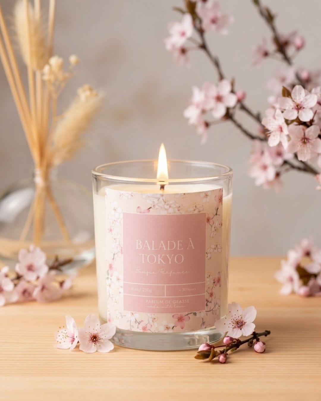 bougie parfumée balade à tokyo - fleur de sakura - fait main - Niõ par N'importe où bougie parfumée balade à tokyo - fleur de sakura - fait main - Niõ par N'importe où