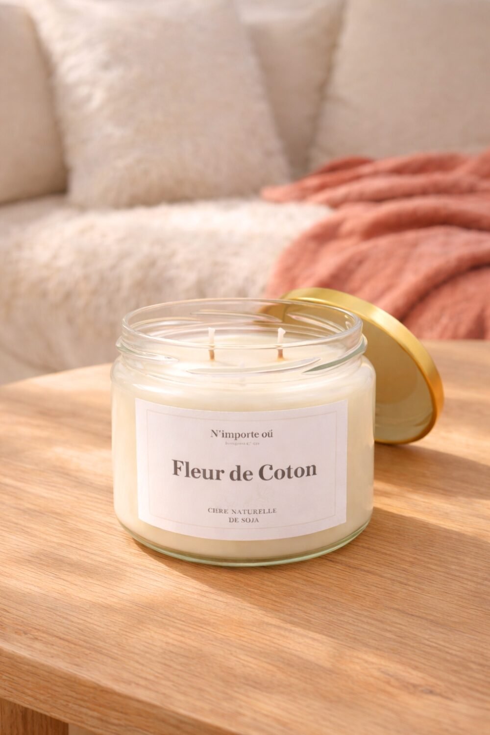 bougie parfumee fleur de coton cire vegetale pot verre couvercle dore