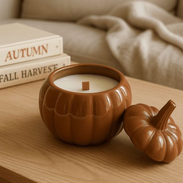 Bougie Citrouille D’automne - Parfum Marrons Chauds -Bougie Artisanale - Niõ Bougie Citrouille D’automne - Parfum Marrons Chauds -Bougie Artisanale - Niõ