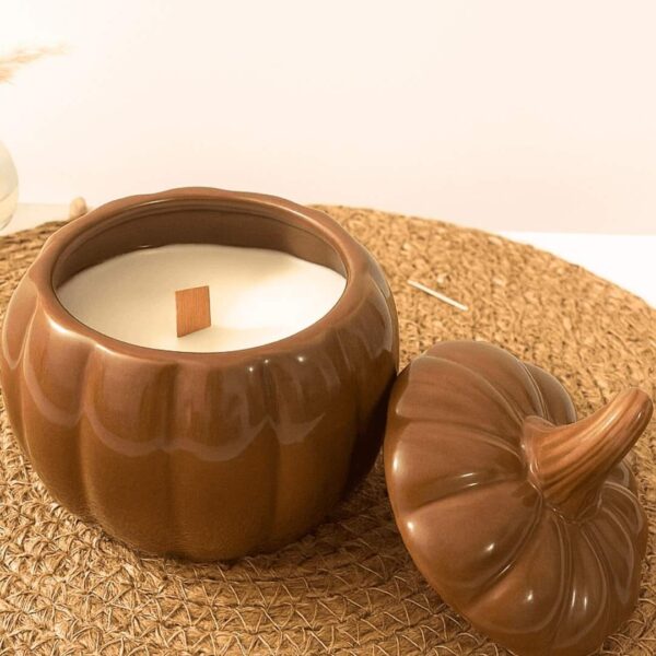 Bougie Citrouille D’automne - Parfum Marrons Chauds - pot en céramique - Niõ Bougie Citrouille D’automne - Parfum Marrons Chauds - pot en céramique - Niõ