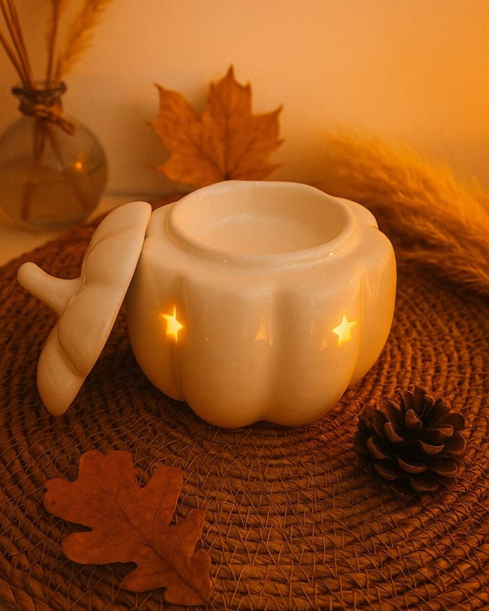 Brûle-parfum Citrouille Blanche en céramique - original - Niõ Brûle-parfum Citrouille Blanche en céramique | Cocooning d'Automne