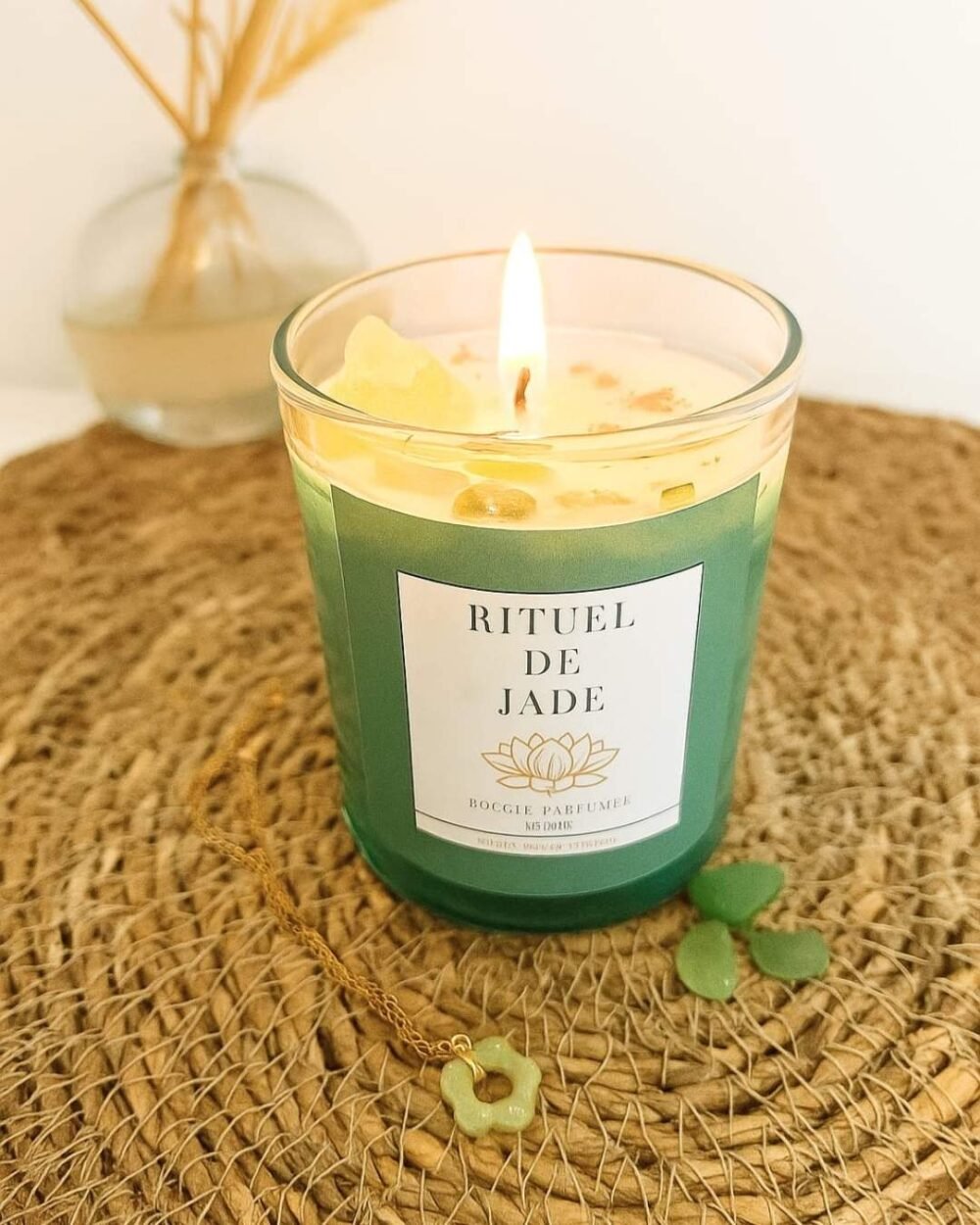 Bougie parfumée avec Bijou - Pierres de Jade - Artisanale - Nio par N'importe où