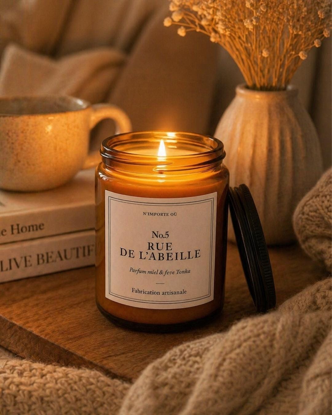 bougie parfumée Miel & Fève Tonka n5 rue de l'Abeille - Collection Signature - Premium - Niõ bougie parfumée Miel & Fève Tonka n5 rue de l'Abeille - Collection Signature - Premium - Niõ