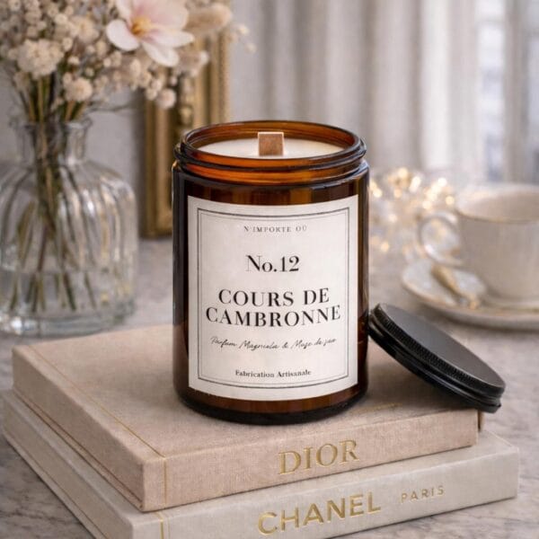 Bougie parfumée - Magnolia & Musc de Soie-12 Cours de Cambronne - collection Signature - Niõ