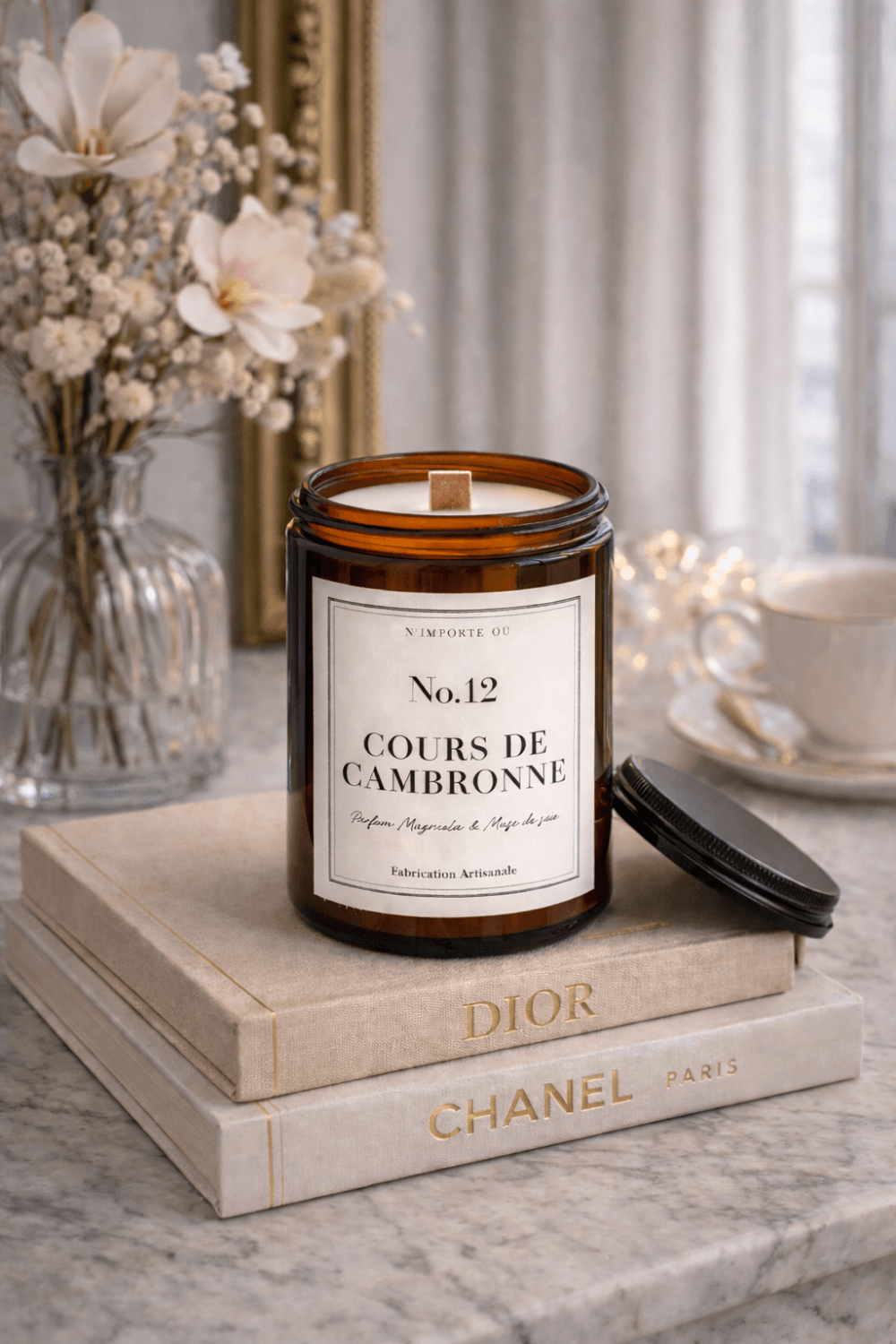 Bougie parfumée magnolia Cours de Cambronne ambiance bohème chic fleurs séchées intérieur parisien