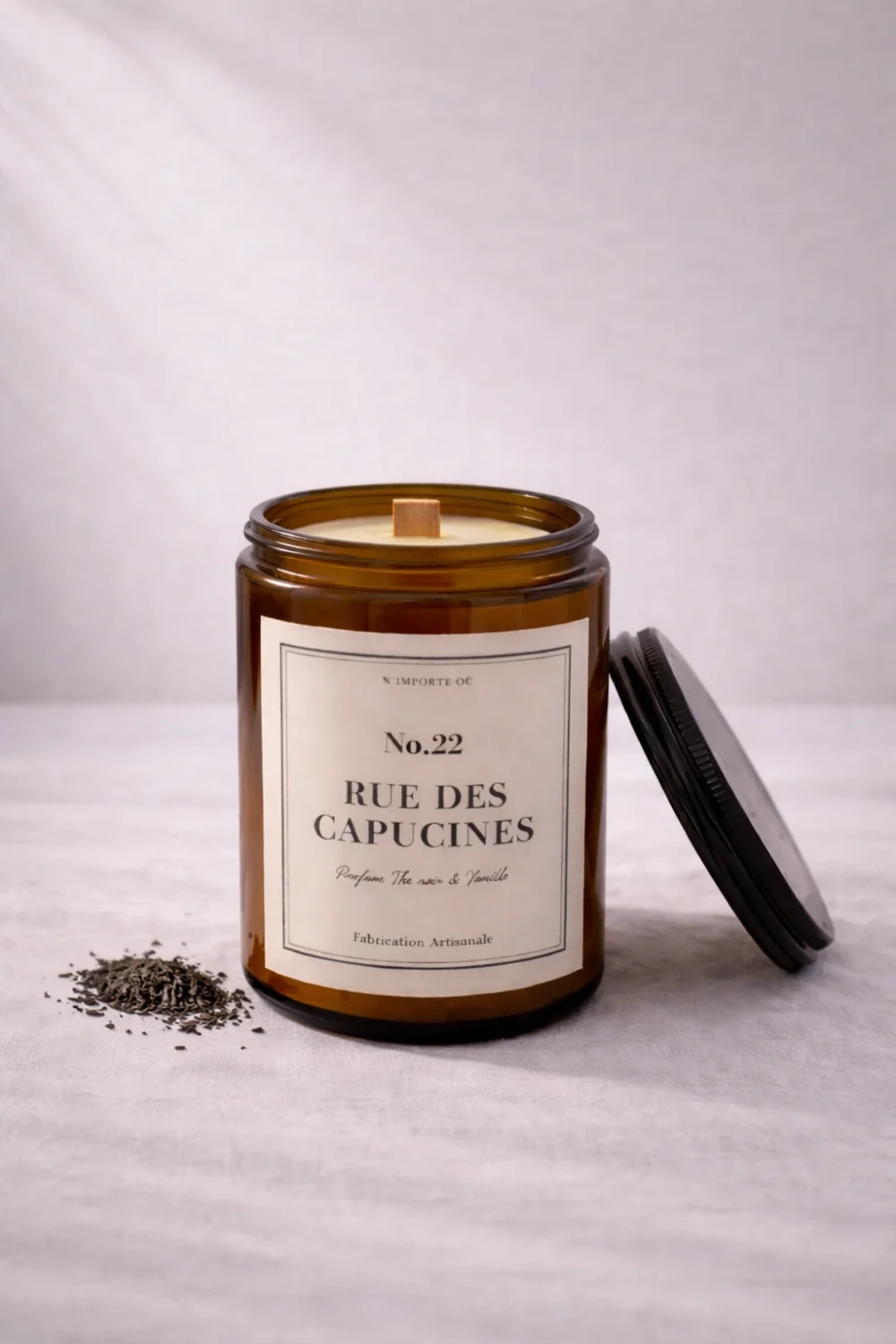 bougie parfumée cocooning lumière dorée thé noir vanille