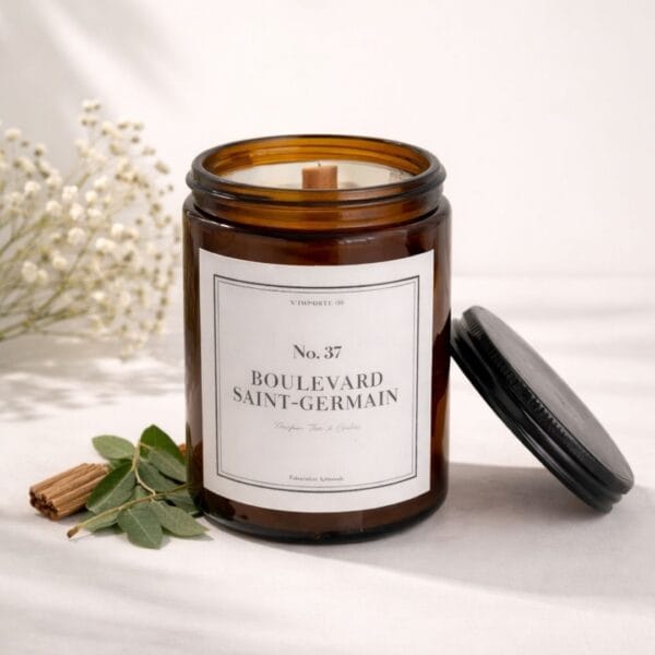 bougie parfumée - n37 bvd St Germain - tabac et bois de santal - Niõ par N'importe où bougie parfumée - n37 bvd St Germain - tabac et bois de santal - Niõ par N'importe où