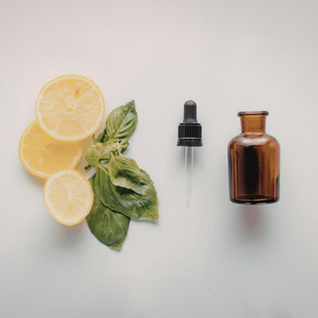 illustration fragrances de Grasse de haute qualité utilisées dans les bougies et fondants artisanaux  de Niõ